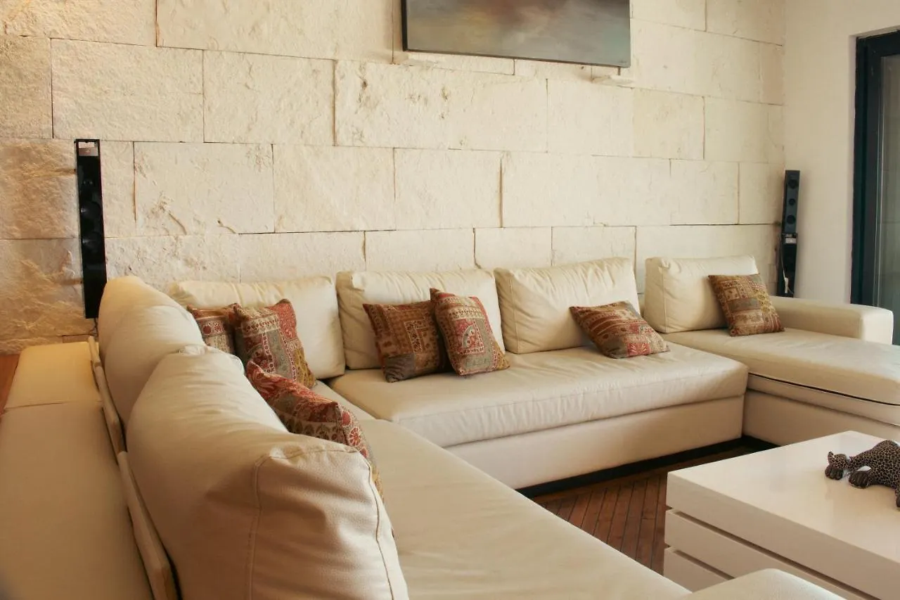 Aldea Thai Beachfront Condos Playa del Carmen 0*,