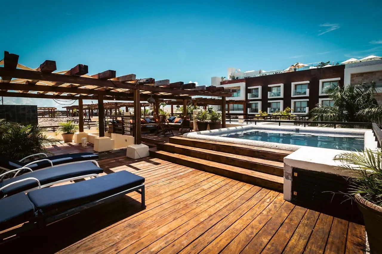Apartment Aldea Thai Beachfront Condos Playa del Carmen Mexico
